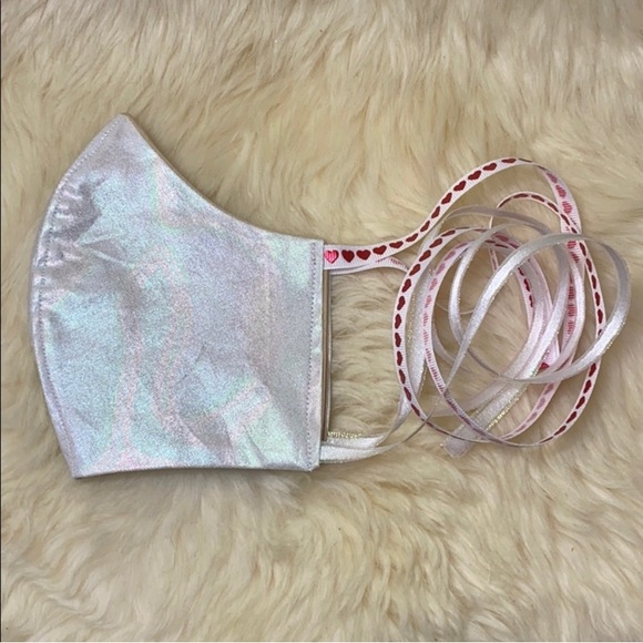 ❤️Womens Rainbow Holographic and Heart Face Mask❤️ - Picture 1 of 6